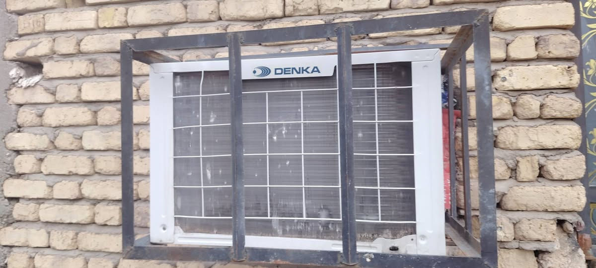 السلام عليكم  للبيع مكيف تدفء تبريد نوعيةدنكه مستعمل نظيف ٢ طن شرط فحص ***********
