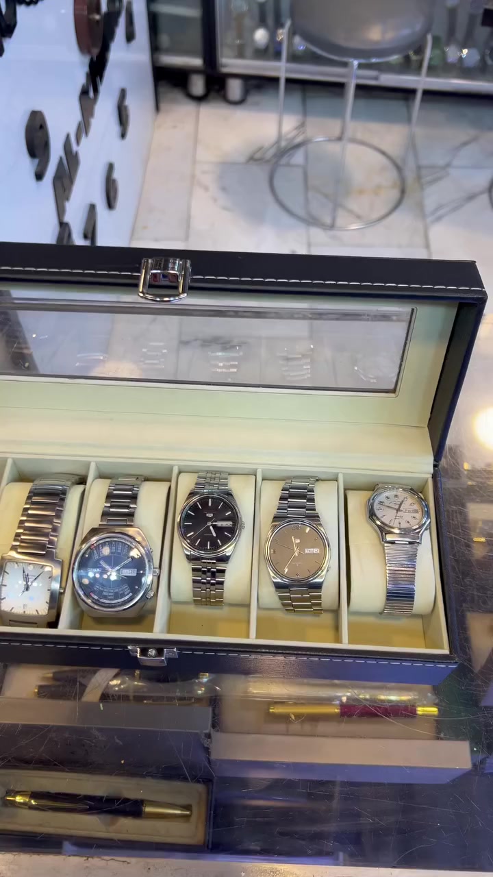 عرض لتاجر وعرض للهواي والباس 6قطع ساعات فقط اب 550$ عرض لمده محدوده


**إذا كنت صاحب هذا الإعلان وتريد حذفه لأي سبب، رجاءا أرسل رسالة إلى الدعم الفني**