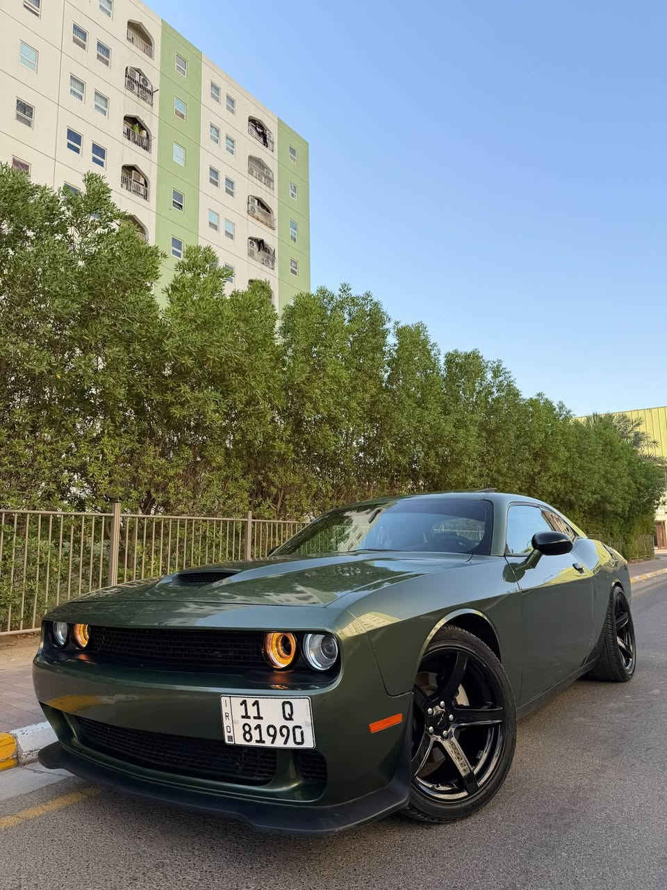 جالنجر 2022 GT Plus (جيتي بلسV6) سوبر تراك باك .. فوول أعلى فئه من النوادر .. لون مميز زيتوني
ماشيه 43 ميل
رقم بغداد (شبه مميز) ب اسمي
فتحة سقف(سلايد روف)
كشنات جلد وكنتاره حضن أفخم وأحدث شي
تدفئه وتبريد كشنات أمامي وخلفي
كشن كهرباء وخزن ميموري
ستيرن تدفئه وكهرباء وخزن
شفتات ستيرن
سوبر تراك باك
سستم صوت هارمن كاردن + دمام هارمن بالصندوك ( يعني اقوى شي واعلى مواصفات )
مري تعتيم
رادارات جانبيه + مري قلاب بالرجوع ونقطه عمياء وهيتر
رادارات خلفيه
شاشه جبيره كاربلي مفوله للأخير ومودات srt بلادي حالها حال الV8 كلشي بيها
دشبول جلد خياط وبطاين ابواب جلد 
بصمة تشغيل عن بعد وأبواب وصندوك ودخول ذكي
دبلات srt لون أصفر بلادي
فجوج كبير srt بلادي
عليها ويل نجمه خسفه قويه استيراد دبي مو تجاري وتخم تايرات سستم نفس النقشه الخلفي 315 والامامي 275(تايرات و وياله جدد شديتهن) 

السياره بيها نصبه تخبل وشرط بريحة الوكاله كلش حلوه ونشطه
حادث السياره امامي وتعديل الشاصي نفسه مسحوب راجع بلادي .. بيها صبغ بنيد وجاملغات أماميه وباب السايق والجهه العكس السايق الباب والجاملغ الخلفي فقط كلير توحيد لون بدون تصليح بدون ضرر .. مصلحه تصليح جناي متفتح بنيد يعني تبريد ثلج وانسه شي اسمه حماوه وسعر مناسب ماكو هيج سعر بموديلها ومواصفاتها والسياره اني جانيها وصارف عليها يعني نظيفه مرتبه مو واكعه
170 وبيها شي بسيط حك الجيه
مكاني بغداد
***********

