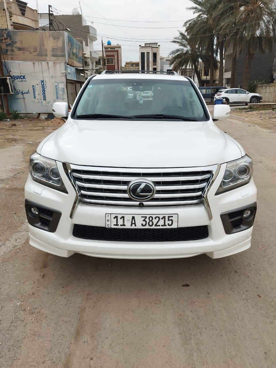 سلام عليكم
الفخامه اليابانية 🇯🇵🇯🇵🇯🇵

لكزز2014بريم اصل 

رقم بغداد 

ماشيه 90 الف 

8سلندر 5700

شاشات خليفه 

كشنات كهربائيه

حساسات خلفي وأمامي 

تحديد مسار ردار امامي 

تخم تاير جديد اصلي 

السياره مكفوله 

السعر 450 وبيها مجال 
العنوان بغداد الغزالية 
رقم الهاتف ***********
الاتصال بعد الساعة 12 ظهرا
