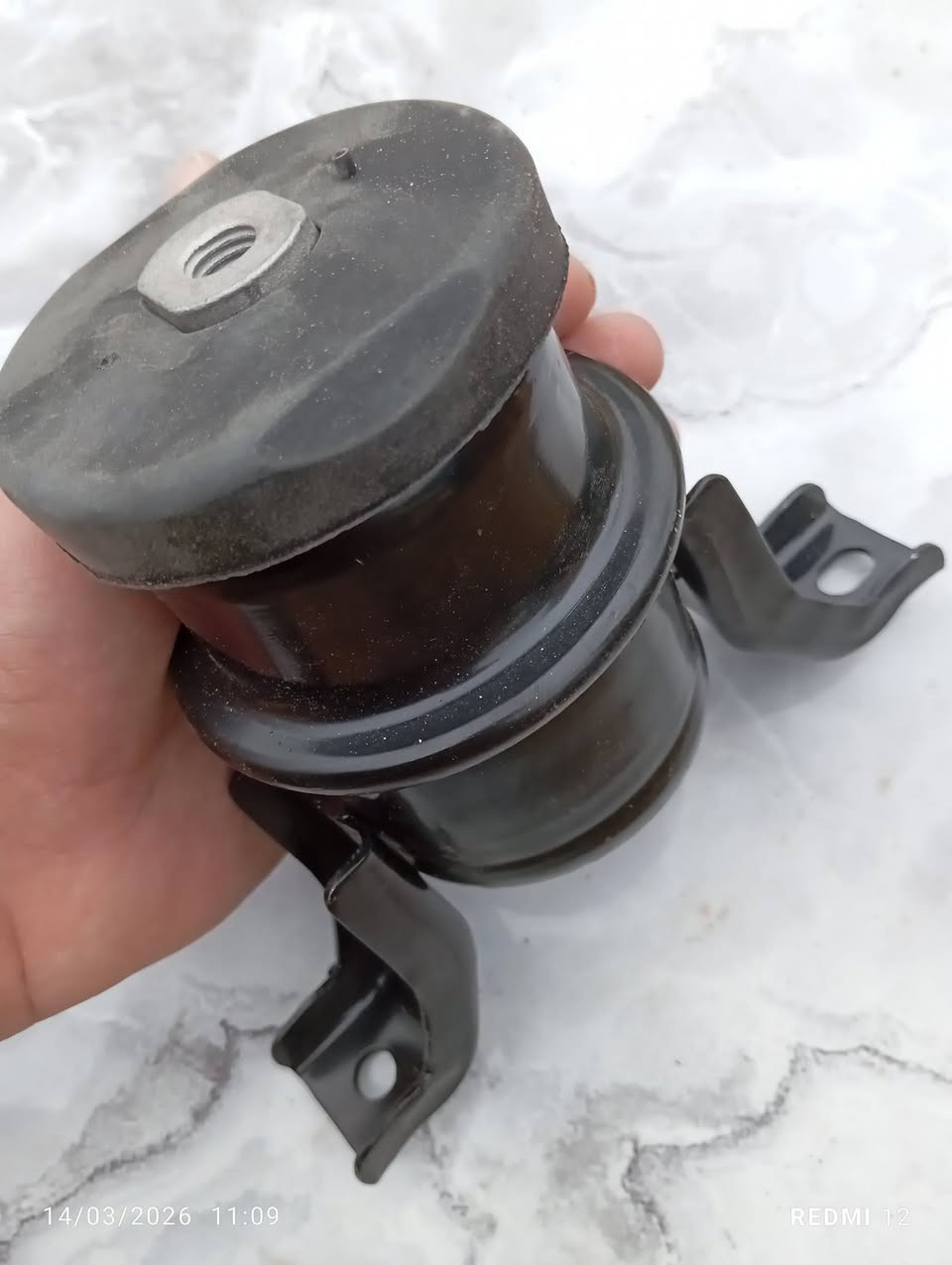 سلام عليكم اذان محرك وغراض فورد سكيب للبيع
التواصل ***********
