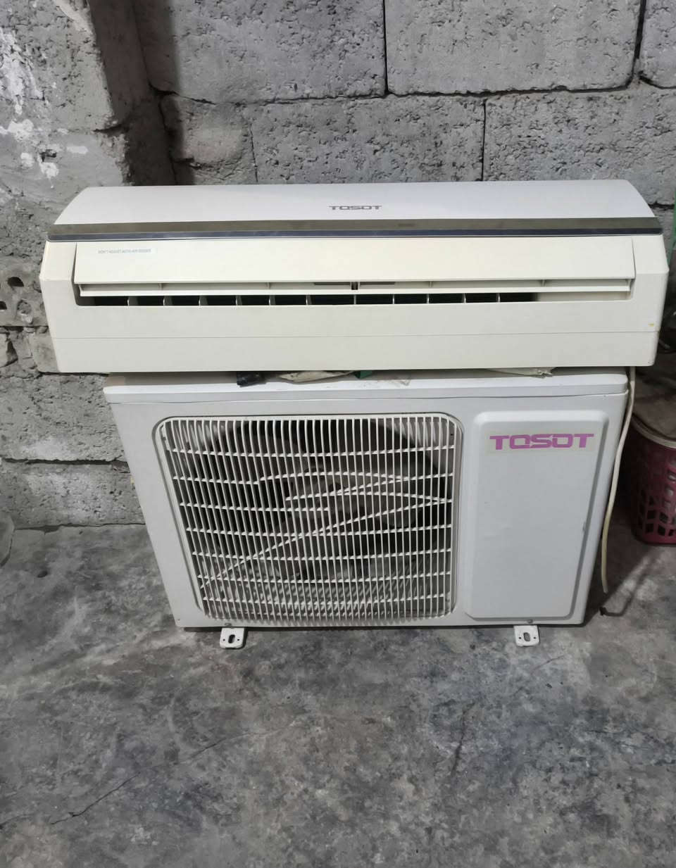 سبلت توسوت 1طن باب اول تدفئه تبريد مداخل تصليح على وضع شركه نضافة كداكم للبيع او (مراوس بمكيف)


**إذا كنت صاحب هذا الإعلان وتريد حذفه لأي سبب، رجاءا أرسل رسالة إلى الدعم الفني**