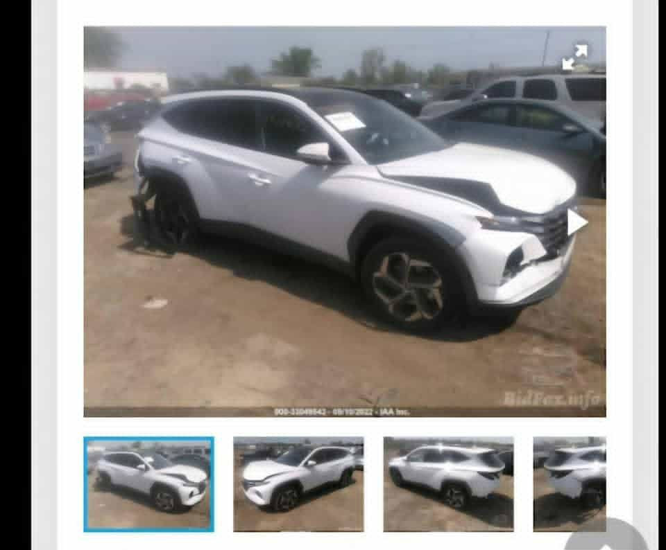 سلام عليكم توسان 2022 للبيع او مراوس هايبرد فئة سيل sel
وارد امريكي  ضرر نص بنيد صبغ وتبديل دعامية بلادية (صور الحادث مرفقة) 
ماشية 33 الف 
رقم بغداد 
المواصفات: 
بانوراما
كشنات جلد بلادي + دوشمة جلد درجة اولى
تدفئه كشنات امامية + كرسي السائق كهرباء
شحن موبايل وايرلس
فور ويل 4x4 
رادار امامي خلفي جانبي
كير بيانو
مانع تصادم امامي خلفي
شاشة كبيرة لمس مع كاميرا خلفيه دوارة
كيج الكتروني متغير حسب مود القيادة
اوتو هولد Auto Hold
٤ انضمة قيادة ( eco , sport , smart , snow)
مثبت مسار (قيادة ذاتية) + منبه خروج عن المسار
مثبت سرعة
مانع انزلاق 
نظام نزول منحدرات
بصمة تشغيل 
بصمة ابواب لمس
تشغيل عن بعد 
شفتات گير بالستيرن
فول تحكمات ستيرن
سايد بريك بصمة
اشاير بالمرايا الجانبية
صندوق كهرباء
تبريد لمس + تبريد خلفي
اضاء داخلية
ويل ١٩ كروم 
لايت زينون عالي ناصي  ثلجي
 ***********
