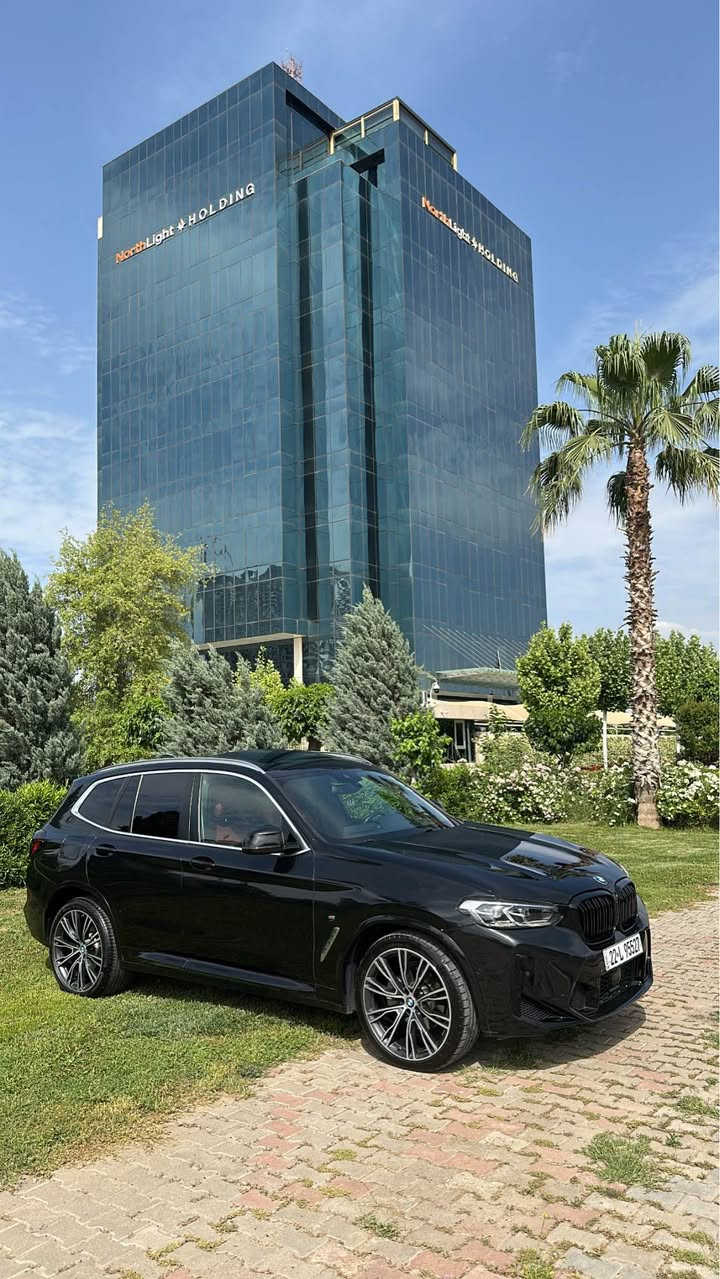 BMW X3 m paket 
S3r 275
2023 
35000mil royaa 
2 parchay haya boyax 
Panorama
7asas kamera 
Naw sore belladeya  
Erbag sukanu shan taqya bellade dandraytawa 
Geru makena ba shart 
Shanse ba shart 
*********** أربيل, العراق
