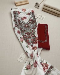 اندنوسي • قماش ٤م • مع شال