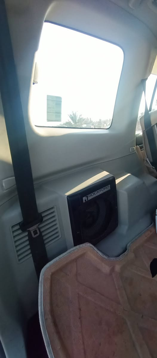 سلام عليكم باجيرو حبتور صدفي خليجي ٢٠١٠بغداد  ابسمي مشروع وطني تحويل ثانيوم    مواصفات فتحه حساسات تحكم ستيرن جهتين زراكات لايت صاج دشبول حاكيه تلفون ابلوتوث تبريد ثلج ١٢سماعه مواصفات الحبتور معروفه سياره مال جناي سياره في بغداد 
سعر145 وبيهه مجال 
رقم الهاتف ***********
