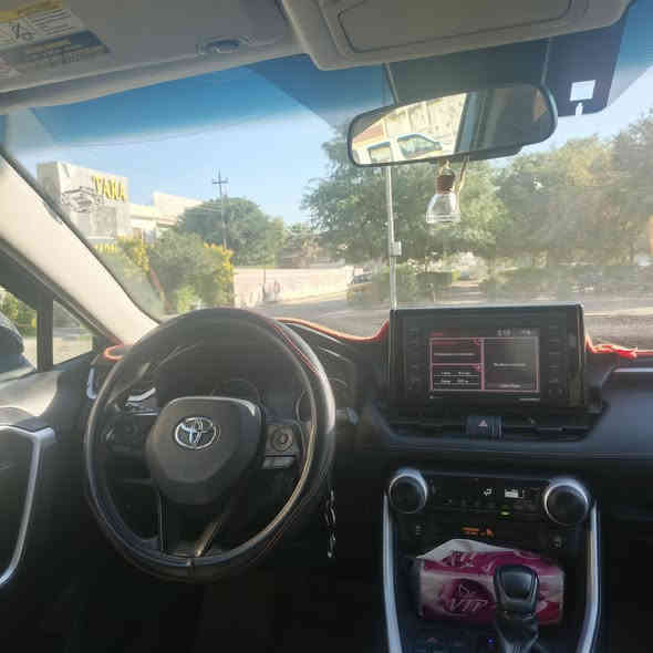 راف فور 2021 ماشیە 83الف کیلومتر و مواصفات Le ست وضعیات قیادە و الضرر ربع سقف و ،2 ابواب رقم الشاصی موجود ، رقم اربیل شرط التحویل ، السعر 163 و بیە مجال بسیط ، الرقم : *********** للتواصل
