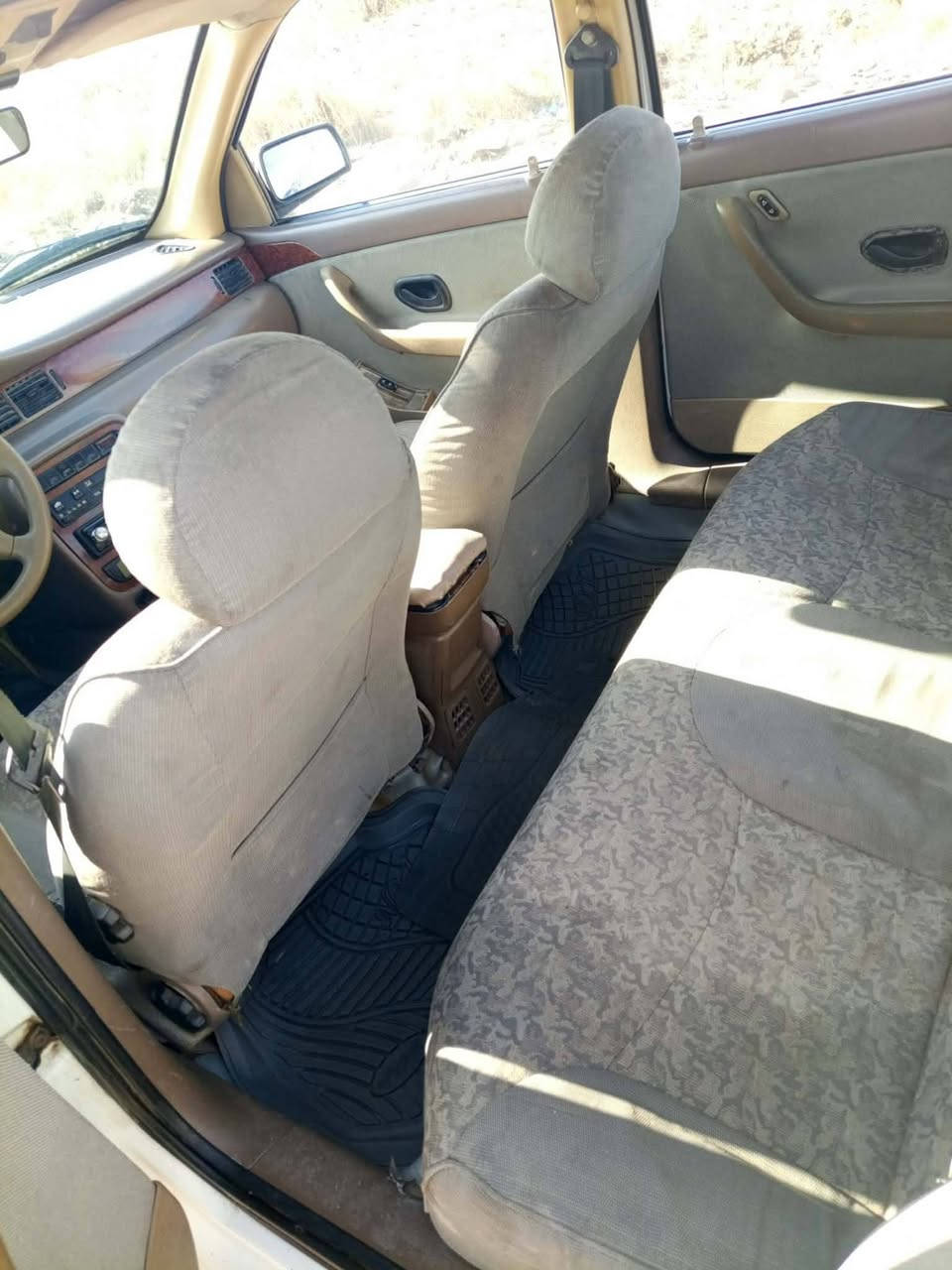 السلام عليكم سمند للبيع موديل 2010سياره نظيفه بيه باب بلادي فقط ***********  الديوانيه السعر 38وبيه مجال بسيط
