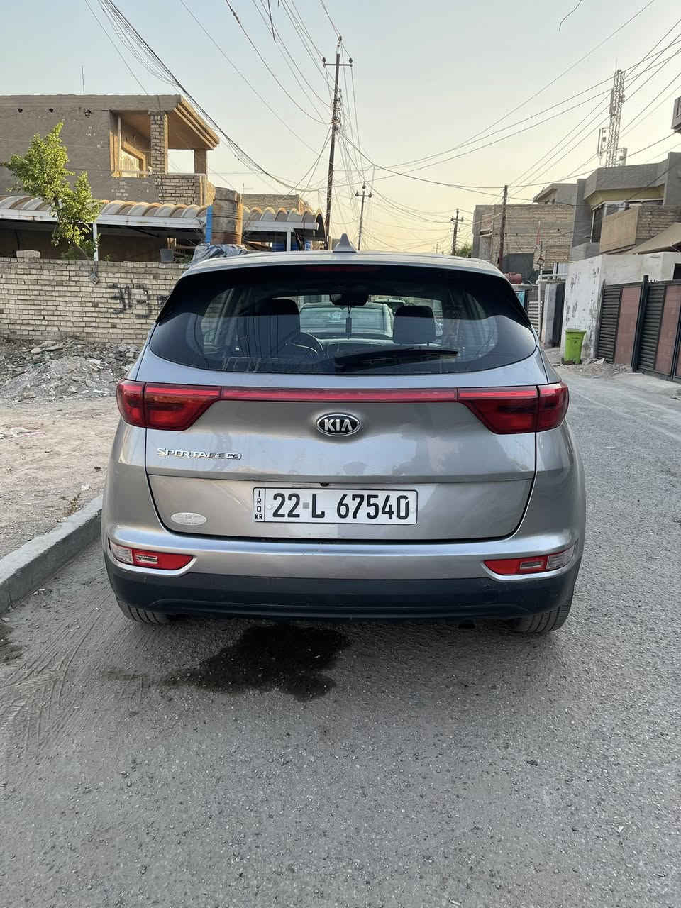 سلام عليكم كيا سبورتج امريكي 2019 مكينة 2400 GDi.  مال حاوية قبل شهرين من شديتهة الحادث باب وجاملغ مال سايق مبدلات على حادث امريكا  تايرات جدد صدر 90‎%‎  ايرباك البردة طاك فقط تبريد ثلج رقم اربيل سنويه اب اسمي تنتهي اب 2031سعر 139$مكان السيارة بغداد الزعفرانية ***********
