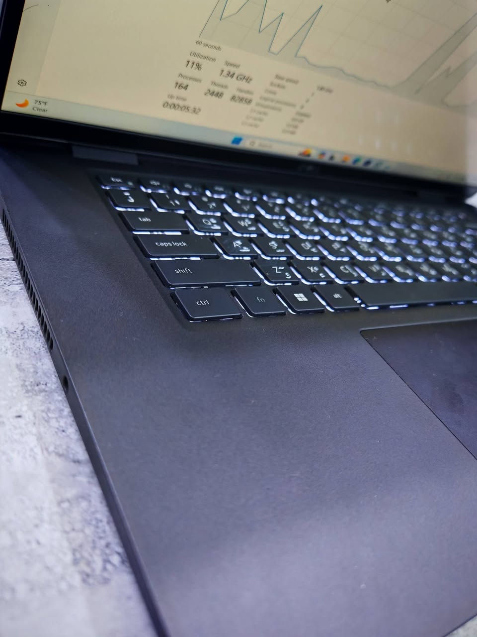 💻 الأناقة والقوة في جهاز واحد.. لابتوب Dell Latitude 7520 🚀
لكل رجال الأعمال، الموظفين، وطلاب الجامعات اللي يبحثون عن الأداء العالي والوزن الخفيف والمظهر الفخم! متوفر الآن لابتوب Dell Latitude 7520 بنظافة تامة 99% (شبه جديد) وبسعر تنافسي.
الجهاز يتميز بتصميم Slim (نحيف جداً)، بظهر مصنوع من الكاربون فايبر الفخم وفريم معدني قوي يتحمل العمل الشاق وسهل التنقل بيه وين ما تروح.
🔍 المواصفات الفنية للجهاز:
المعالج: Core i7 من الجيل الحادي عشر (11th Gen) - أداء صاروخي للمهام المتعددة.
الذاكرة (RAM): 16GB LPDDR4x سرعة فائقة في نقل البيانات.
الهارد: 256GB SSD NVMe إقلاع وفتح برامج بلحظات.
كرت الشاشة: متصل Intel Iris Xe Graphics يصل إلى 8GB (ممتاز للتصفح، برامج المكتب، والألعاب الخفيفة).
الشاشة: بحجم 15.6 بوصة الكبيرة والمريحة جداً للعين بدقة عالية.
الحماية: مزود بحساسات بصمة الوجه لفتح القفل بلمح البصر وبأمان تام.
🎁 العرض الخاص والسعر:
💰 السعر: 550 ألف دينار عراقي فقط!
السعر يشمل الهدايا التالية مجاناً:
🚚 توصيل مجاني لكافة المحافظات.
🎒 حقيبة (جنطة) لابتوب مميزة.
🔌 شاحنة أصليّة الخاصة بالجهاز.
📍 العنوان والتواصل:
🏢 الموقع: بغداد - شارع الصناعة - مجمع الرياش - مكتب اليسر.
📞 للحجز والاستفسار:
تواصل معنا مباشرة عبر رسائل الصفحة.
أو راسلنا/اتصل بنا عبر الواتساب: ***********
✨ الكمية محدودة جداً! سارع بالحجز واحصل على لابتوب يجمع بين الفخامة والأداء.
