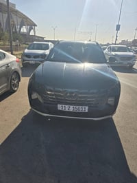 سياره توسان موديل 23اولاين كامل مواصفات ضربه موضحه بصور سياره بسمي بغد...