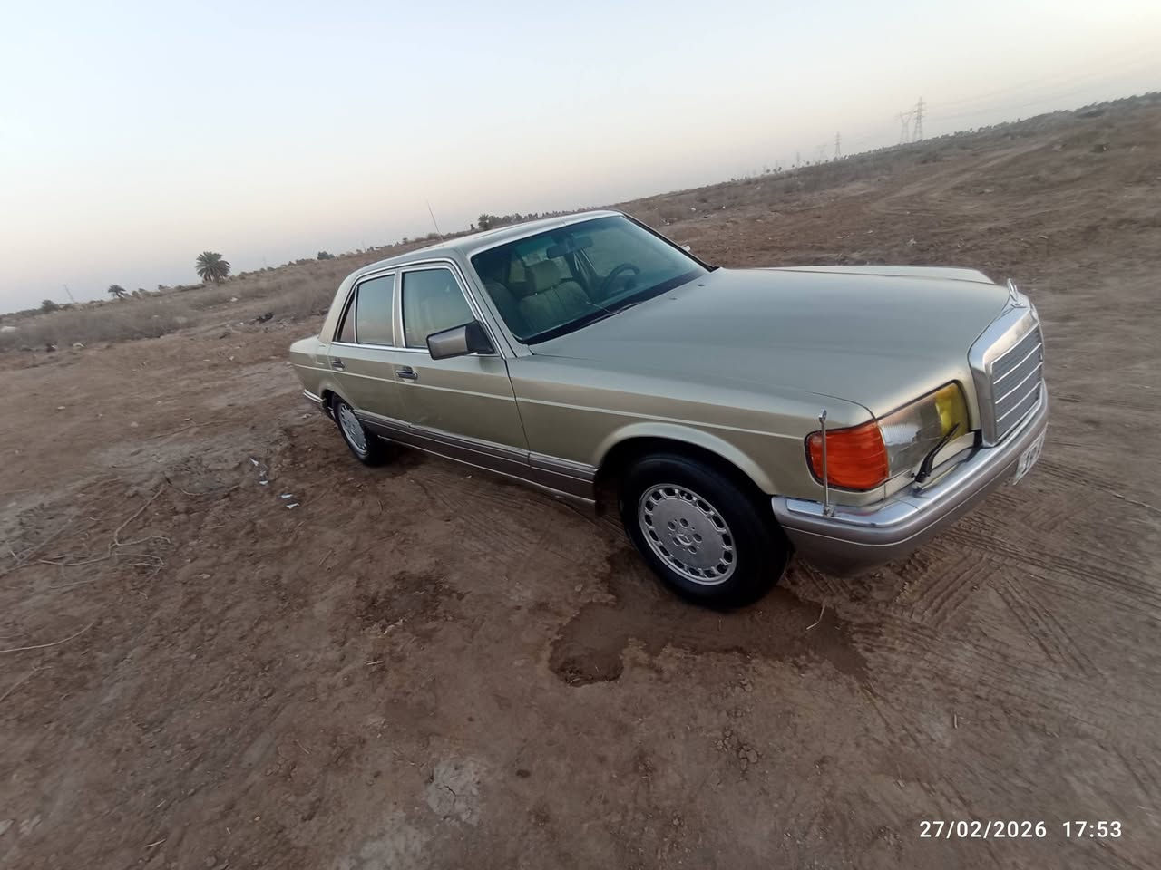 السلام عليكم مارسيدس جامبو لبيع محور بطه ديلكو 3000قواعد دبلات سليمه السياره جاهزه نقص تبريد فقط تحويل مباشر سنويه ل 29جام كهربائيّ مكينه وكير واكسل وحداديه مكفولات السعر 45وبيهامجال قليل العنوان بابل القاسم م ***********
