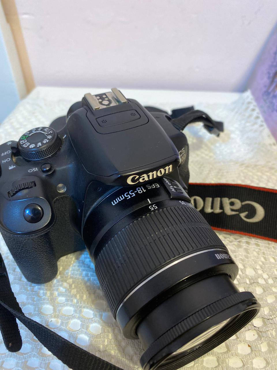 كاميرا Canon EOS 700D
CMOS APS-C ميكابكسل 18 :الدقة
DIGIC 5 :المعالج
حجم الصورة: 3456 x 5184 بكسل
حجم 3 إنج
•شاشة لمس وتتحرك (قابلة للدوران)
سرعة تصوير متواصل: 5 صور بالثانية السعر 450 وبيها مجال
العنوان البصرة
***********
Canon
