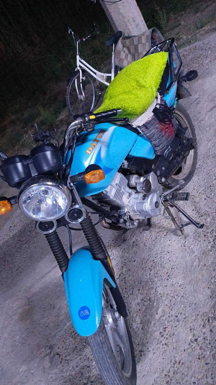 عمي السلام عليكم وعليكم السلام دايون عضم 22اصولي  دراجه خير من الله
الدراجه ما نقصها كلشي مكفوله كفاله عمامه من الجاملغ الجاملغ مال جناي والنضافه شوفت عينك مكلف بلنشر هذا رقم راعيها ***********
