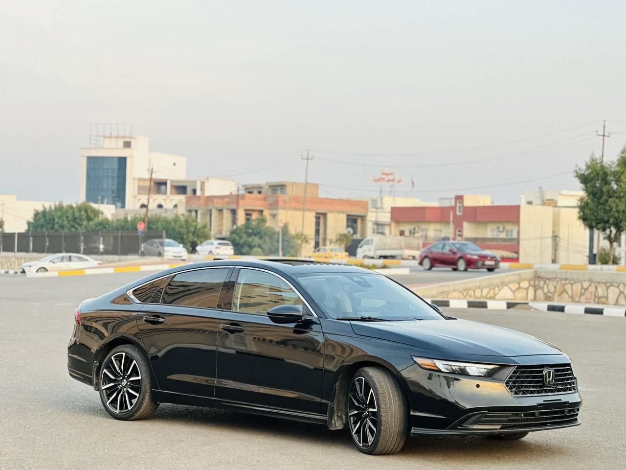 اكورد تورنك 2024 هايبرد
فول مواصفات للأخير 1/1 

تدفئة وتبريد بالكراسي 

رادارات 

حساس امامي وخلفي 

ماشيه 33 الف كيلو 

الايرباكات طاكه 

السياره بدون دواخل نهائي والراديتر بلادي ممبدل 

( صبغ بنيد وشبر بجاملغ السايق وبيها بارد بسيط ) 

السعر 19000$ وبي مجال السياره دخول جديده جاهزه بدون نقص صفر مسج 

***********
