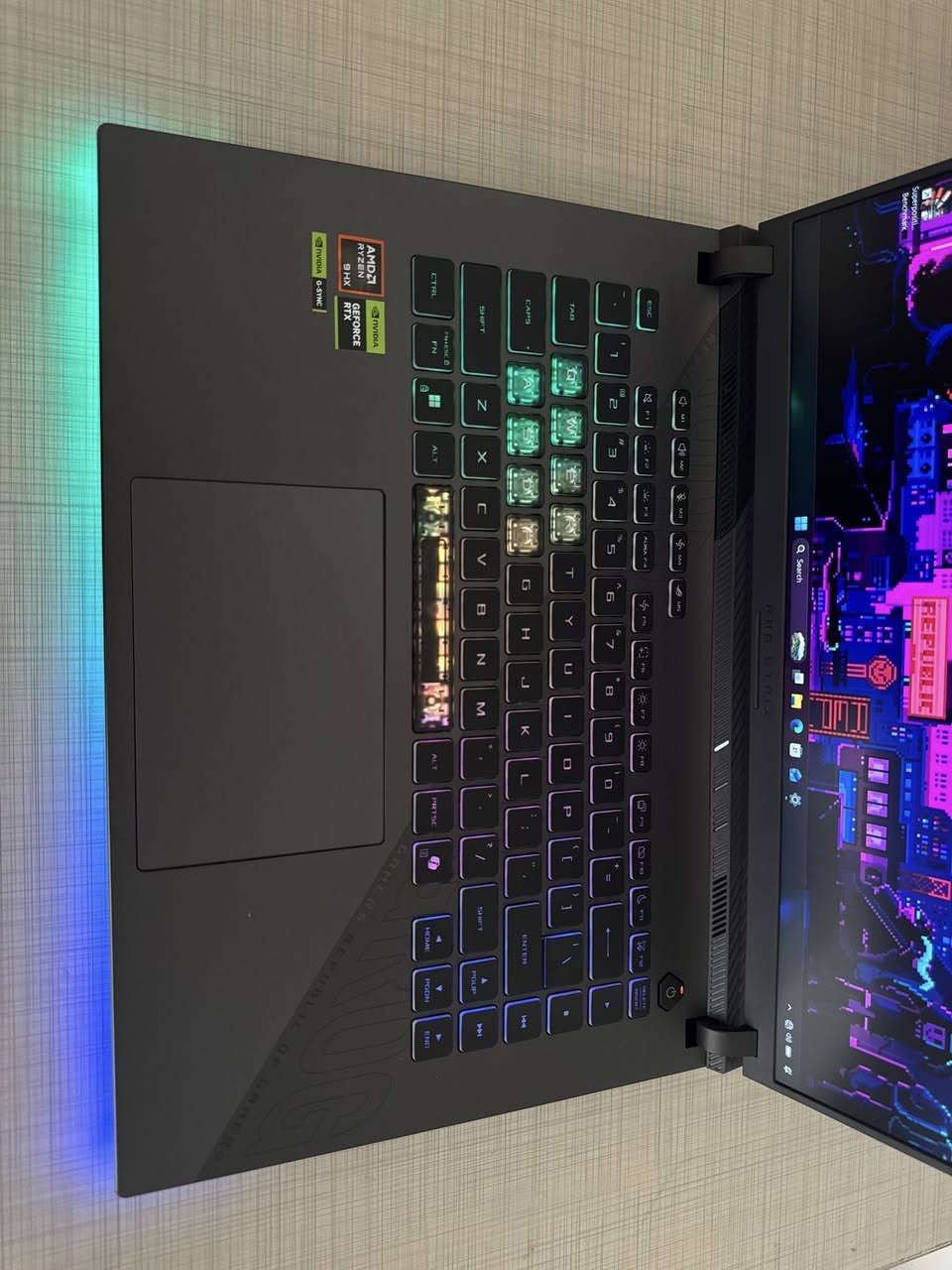 للبیع کل شیء واضح و مستعمل قلیل 

Asus Rog Strix G16
Cpu: Ryzen 9 - 8940HX (16 Core & 32 THREAD🔥)
GPU: RTX 5070 TI 12G (140WATT🥶)
Ram: 16 DDR5 5200MGHz
Hard: 1 Tera SSD NVME 
Display: 16.1” 2K LCD 165hz 
Battery 🔋: 93%
سعر راسلنی خاص 
توصیل موجود


**إذا كنت صاحب هذا الإعلان وتريد حذفه لأي سبب، رجاءا أرسل رسالة إلى الدعم الفني**