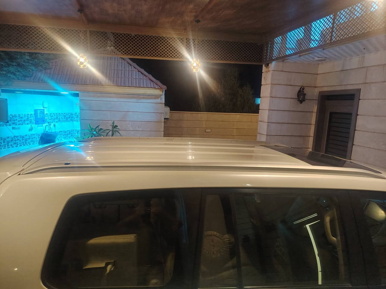 سلام عليكم لاندكروز موديل ١٩ شركه جيهان السياره مكفوله كفاله عامه السياره ٨اسلندر الاتصال علئ الرقم***********
