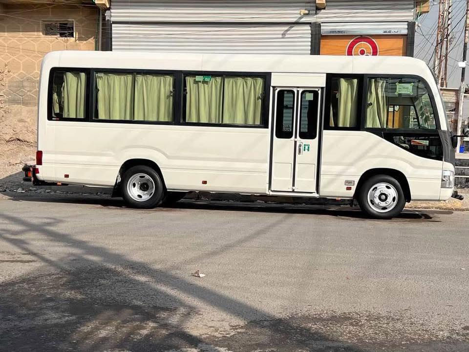 السلام عليكم كوستر باب الحاره للبيع موديل 19 ترهم مراوس 17 أو 16 أو 15ترقيم جديد سليمانيه باسمي جاهزه من كل النواحي ماشيه 90 الف كشن ستاركس كير مكينه اكسل كفاله الخلفي والباقي مكفول عنوان بغداد هاتف ***********

***********
