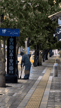 ✈️طيران برنامج رأس السنه يوم الخميس المصادف 2025/12/25
الذهاب طيران من مطار النجف بسعر ٢٩٠الف ٤ ليالي ٥ أيام في مشهد 
٢ليالي ٣ أيام في قم شامل الخدمات ولطعام
***********
