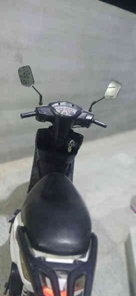 السلام عليكم
دراجه هاوجر للبيع محرك ماكس ياباني عدله دراجه نضيفه كله شغاله نكره سلف السعر 350

***********
