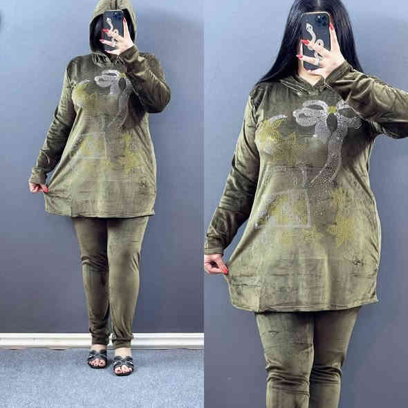 👗 تراك شرعي نسائي 🥰
✨ الخامة: قديفة ناعمة وفخمة

📏 القياسات: L – XL – 2X – 3X
💰 السعر:

الدرزن: 80

المفرد: 10

📩 للمراسلة: عبر الصفحة أو على الواتساب
📞 ***********

انضموا لقناتنا على التلي حتى تشوفون كل الموديلات والعروض الجديدة 👇
🔗 [https://t.me/tgf74]
