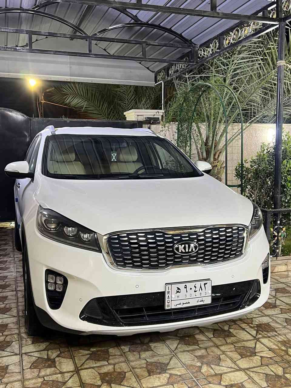 السلام عليكم 
للبيع كيا سورنتو 2020 (خليجي ) رقم بغداد 
سياره مكفوله كفاله عامه من دعاميه للدعاميه مواصفات ضمان شركة الدولية
 ماشيه 90KM
1_بصمه ابواب
2_محرك 6سلندر
3_نفكيتر ماوس جي بي اس خرائط
4_حساسات اماميه خلفيه
5_اللايت زنون 
6_شاحن وايرليس
7_شاشه اصليه
8_كامره صليه دواره 
9_كراسي 2 كهرباء
10_ 3قطع تبريد
11_لد امامي مع تشغيل 
12_كروز مثبت سرعه
13_تحكمات ستيرن
14_سبعه راكب 
15_ويل كب نيكل
16_بصمه تشغيل وابواب
17_كير 8 نمر 
18_ترحيب 
19_كشنات جلد
20_جنطه كهربائية ذكيهً (الفتح عند الاقتراب)
21_مري شفط اشاره بل مري
22_بردات ابلادية
23_اربع انظمه قياده smart.  Cimfort.  eco.  sport
24_كشافات ضباب
25_علامة سورينتو  مضيئه بالدواسه
26_لايت زنون عالي وناصي 
سعر مناسب جداً 
السياره بأسمي وتحويل ثاني يوم 
لاتصال ول استفسار 
 770 348 5860
‭0774 355 0043
