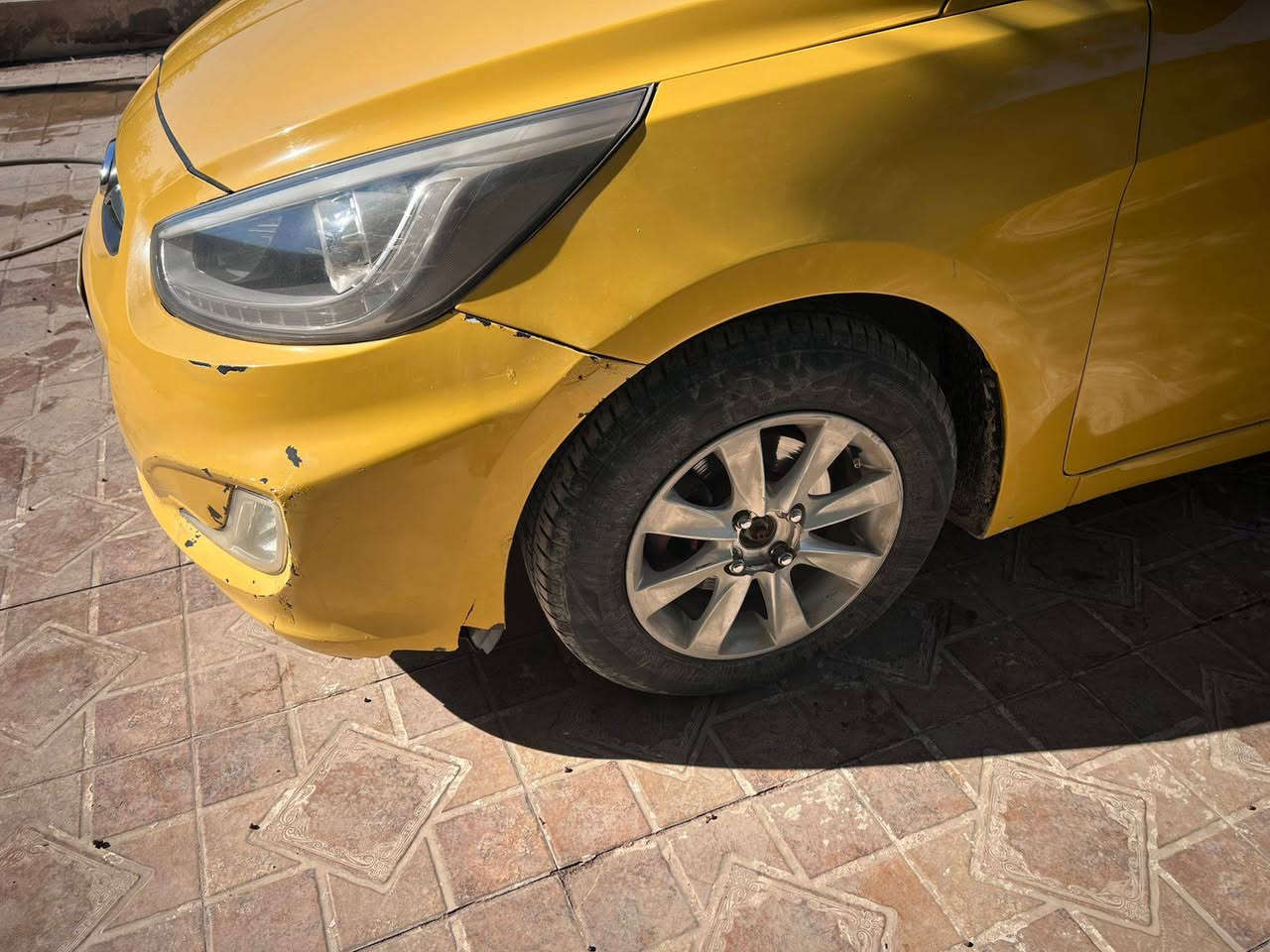 سلام عليكم
اكسنت مديل 2014 خليجي تخم تاير تبريد تدفئه حداديه كله جديد كير محرك مكفول ما مفتوح محرك 1400 السياره باسمي رقم نكليزي بابل السعر 80 وبه مجال رقم ***********
