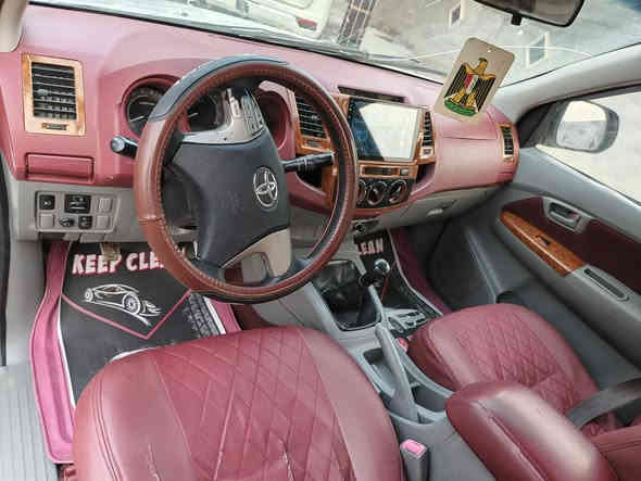 للبيع هايلوكس 2010 سعودي  كير عادي رقم واسط دولي سنويه ل29 سياره متجيه ع جهت العبري ومصبوغه عام لغد شاصي كفاله شاصي 19 جاهزه للخير حداديه تخم تاير كهربائيات كلها شغاله شاشة بلاتوث+ كامره خلفيه دوشمه جديده سياره نظيفه وجاهزه مال جناي مكاني بغداد الأمين الثاني الشراي يتصل ويدلل ***********
