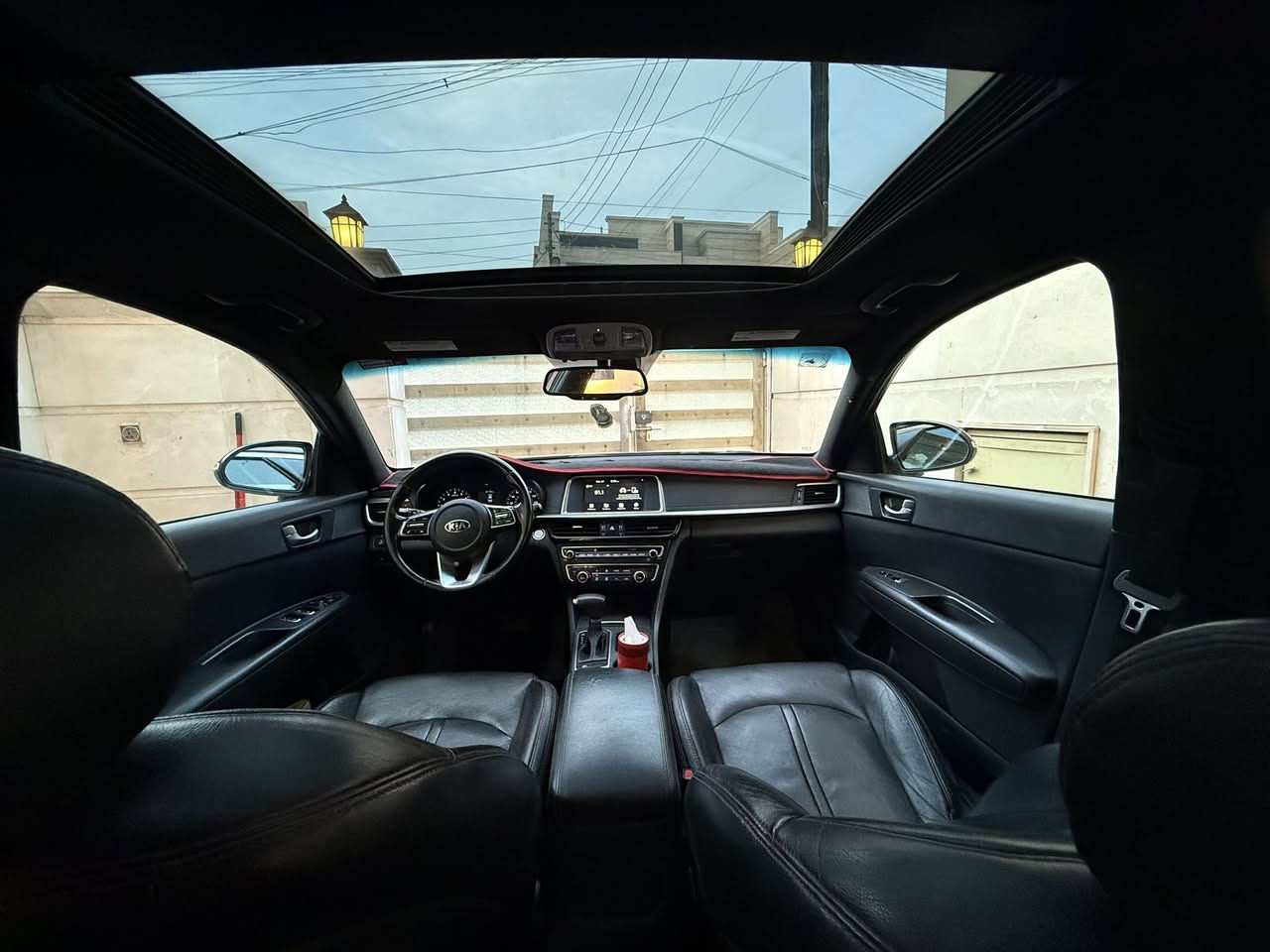 للبيع
كيا اوبتما LX 2019
وارد امريكي
  ماشية 60000
رقم بغداد  

مواصفات: 
بصمة
يدات ابواب بصمة
ثلاث انظمة قيادة
سبورت ايكو نورمال
فتحة سقف بانراما  
 كشنات كهرباء
كشنات جلد
تبريد مركزي منفصل
شاشة جبيرة 
بلوتوث USB AUX
تحكم استيرن
كروز سرعة 
قيادة ذاتية
منافذ طاقة 
وقوف ذاتي 
رادار
تحديد مسار 
ليد امامي
بكلايت ليد  
لايتات عالي ناصي زنون
بلوجكترات زنون  
حساسات خلفية
نقط عمياء 
كار بلي 
انارة ترحيب 
صندوق ذكي يفتح عند الأقتراب

السيارة بيهة صبغ شوية بالجنطة
والباقي مكفول بدون ايرباك
محرك كير كهربائيات كفالة
اي استفسار تعال خاص او اتصل
***********
السيارة عنوانهة بغداد
