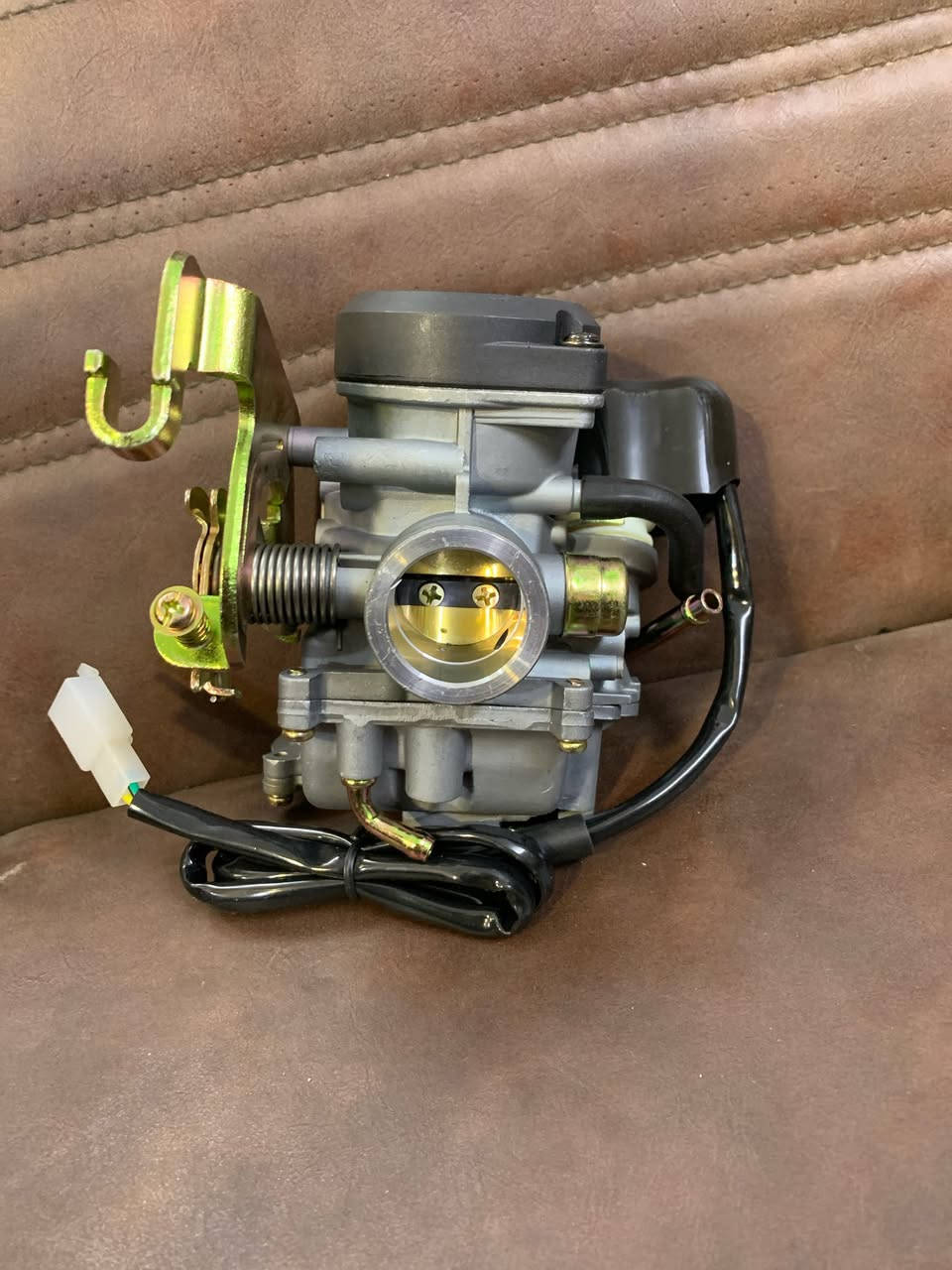 سلام عليكم شتريد بلادي تزويد تجاري اصلي تفضيخ موجود 
*********** توصيل موجود وسعار جوه سوك
