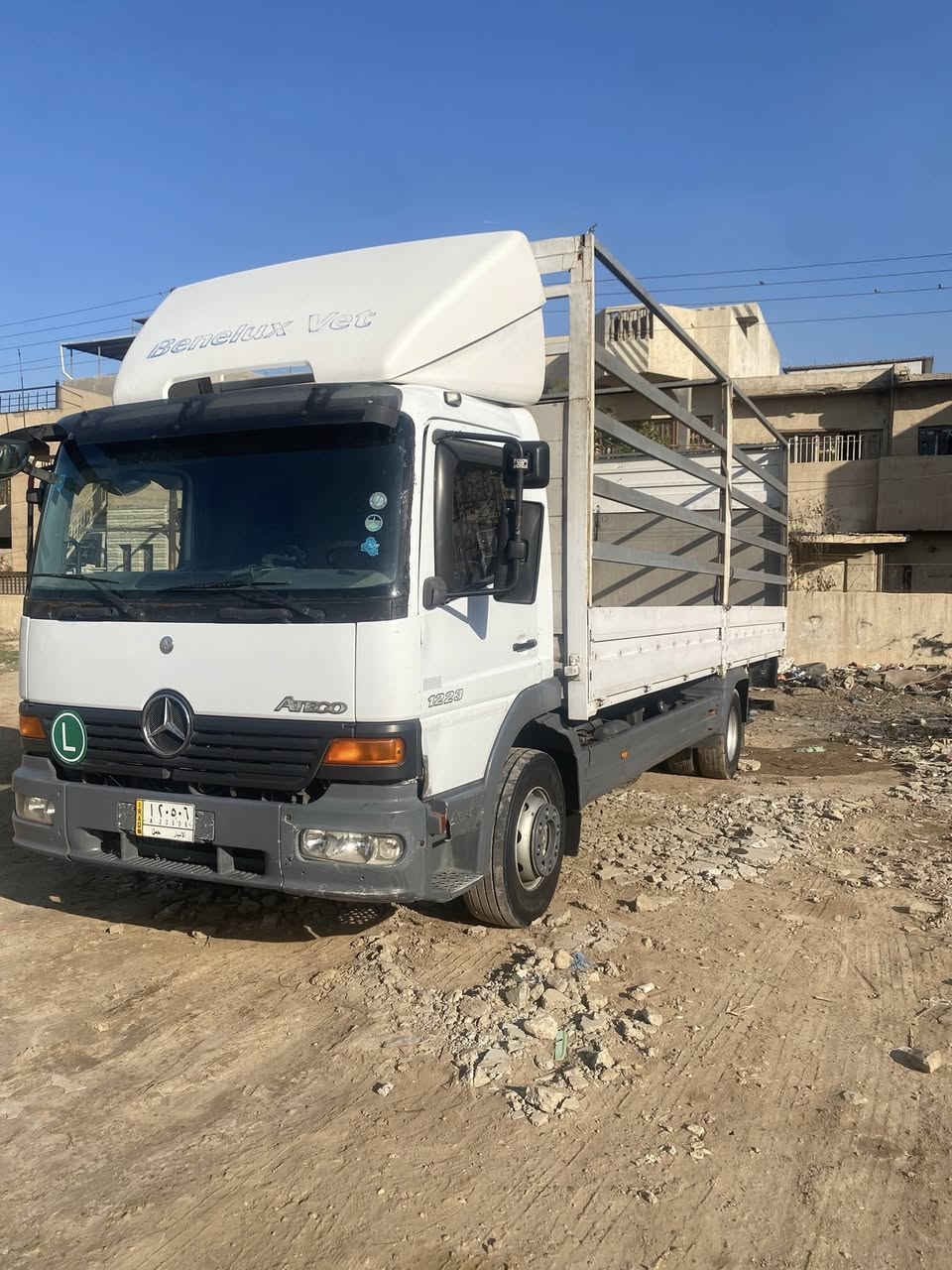 السلام عليكم ورحمة الله وبركاته سياره اتيكو2001  سياره جاهزه وخير من الله كبل لشغل 6سلندر 8برغي رقم صاحب السياره رقم انكليزي بس عل استلام وطالعات 4طن.   مكان بغداد
‭0770 959 3130‬
