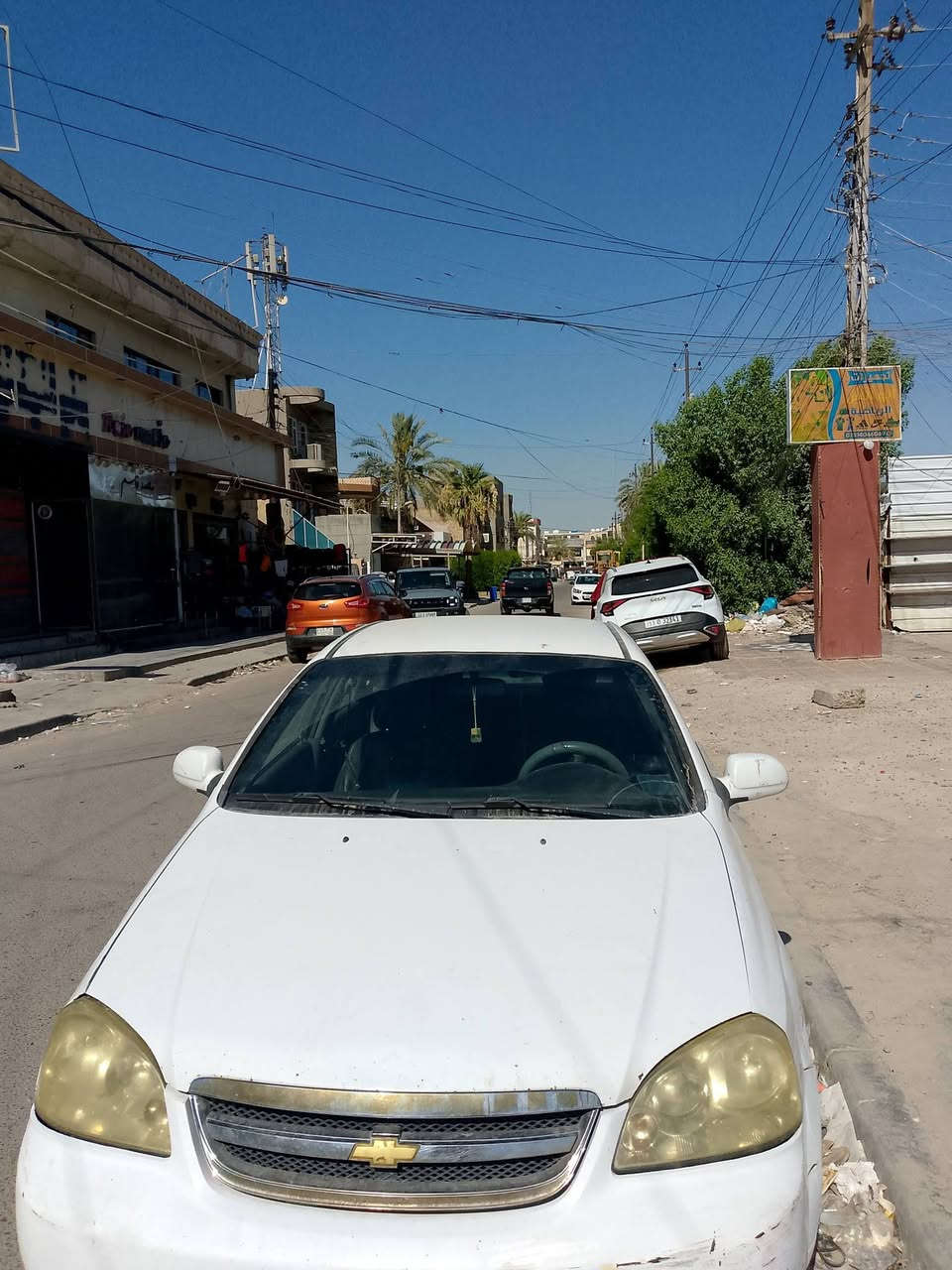 يتوفر خط لنقل الموظفين والموظفات 
والطلاب والطالبات والعاملات من الغزاليه ولأي مكان 
ليحب يخابرني رجال جبير بالعمر 
*********** أبو حيدر
