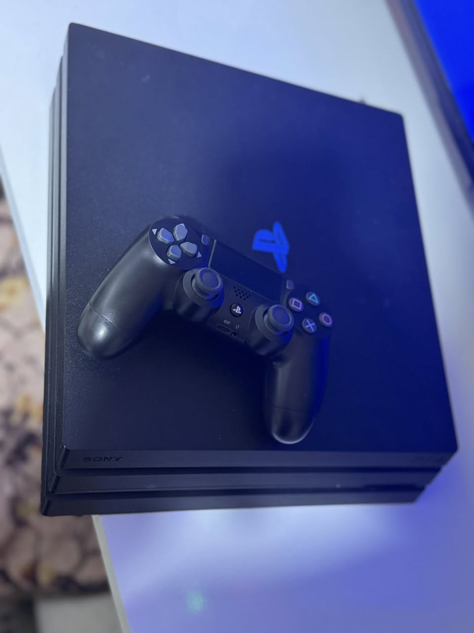 سلام عليكم 
بلي فور برو 7100 لون اسود ذاكره
1 تيره نظيف جداً لا مفتوح ولا مصلح مع كامل الملحقات والكارتونه الاصلية

مع جوستك اصلي لون اسود نظيف جداً

مع قرص ماين كرافت احدث اصدار نظيف جداً  

مع كيبورد نص استعمال يد واحده
مع الكارتونه

مع ماوس نظيف جداً مع الكارتونه

العنوان بغداد السيدية
السعر 299 الف وبي مجال 
للتواصل ***********
