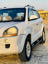 توسان • ٢٠٠٩ • رقم واسط