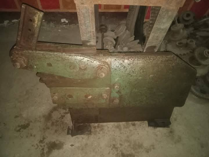 منشار ترددي و مقص حدادي و منجلة حدادي للبيع


**إذا كنت صاحب هذا الإعلان وتريد حذفه لأي سبب، رجاءا أرسل رسالة إلى الدعم الفني**