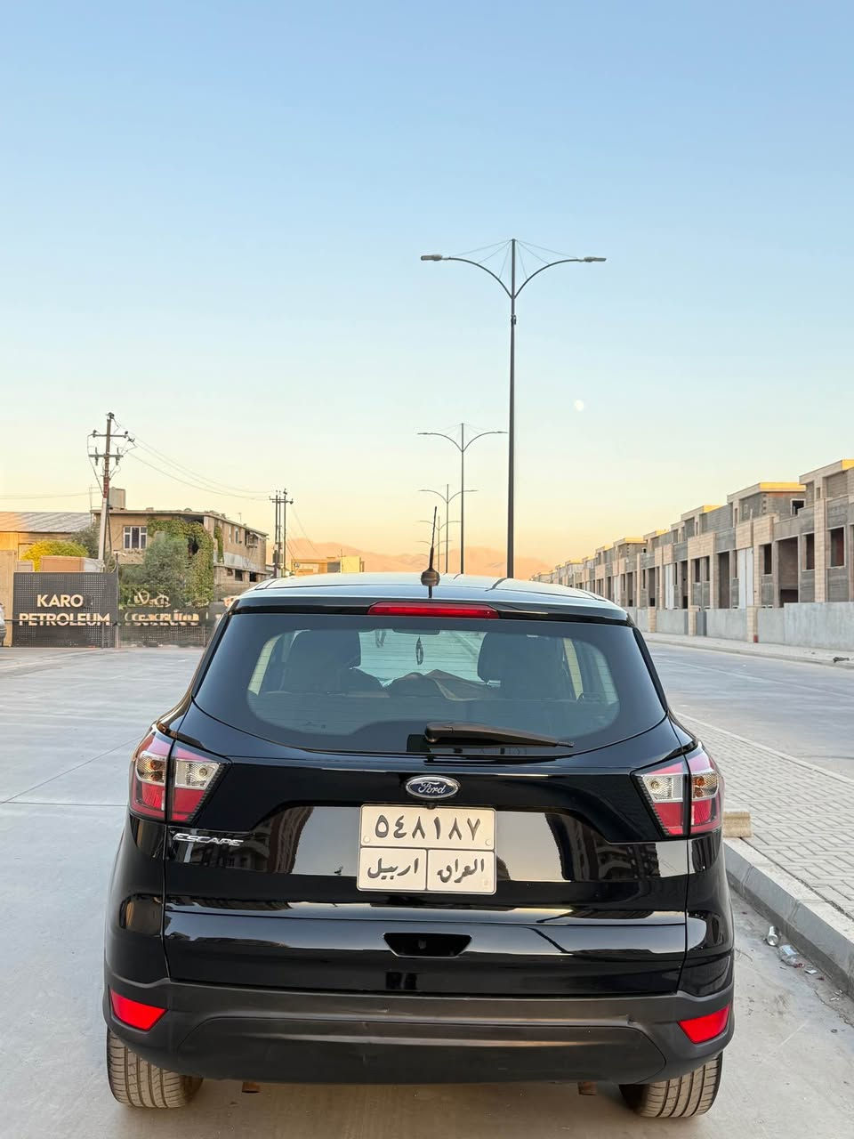 الـسـلام عـلـيـكـم ورحـمـة الـلـه وبـركـاتـه 

‎‏‎       ——— لـلـبـيع  ———

‎فورد سكيب —   Ford Escape

‎‏‎وراد أمريكي.     —  بدون ايرباك 

‎‏‎الموديل           — 2017 

‎حجم المكينه   — V4/2500 تنفس طبيعي 

‎‏‎اللون               — اسود  

‎المسافه المقطوعه — 144000

‎‏‎حالة السياره.    — التقرير داخل المنشور مع السونار - - 

‎‏‎المواصفات 

‎‏‎-تحكم ستيرن جهتين 
‎‏‎-تحديد سرعه 
‎‏‎-مانع انزلاق 
‎عندبريك بصمه -
‎كامره خلفيه - 
‎‏‎باقي المواصفات المعروفه 

‎‏‎السعر            — 107!

‎‏‎رقم السياره    — أربيل  

‎‏‎موقع  السياره — السليمانية 

 ‎للأستفسار.     — ***********—*********** السليمانية, العراق
