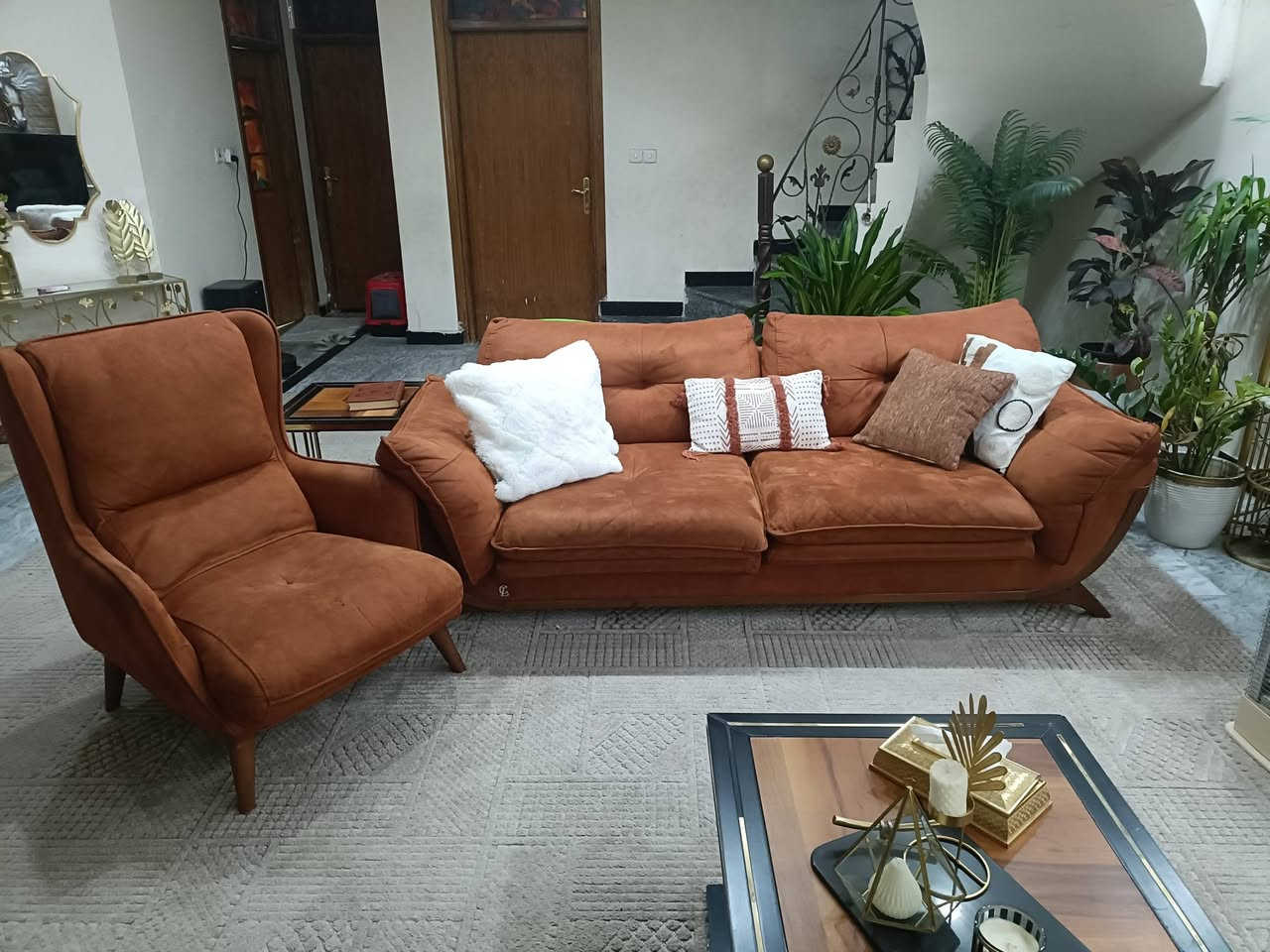 سلام عليكم من رخصت الدمن تخم للبيع تركي 250 بغداد الغزاليه ***********
