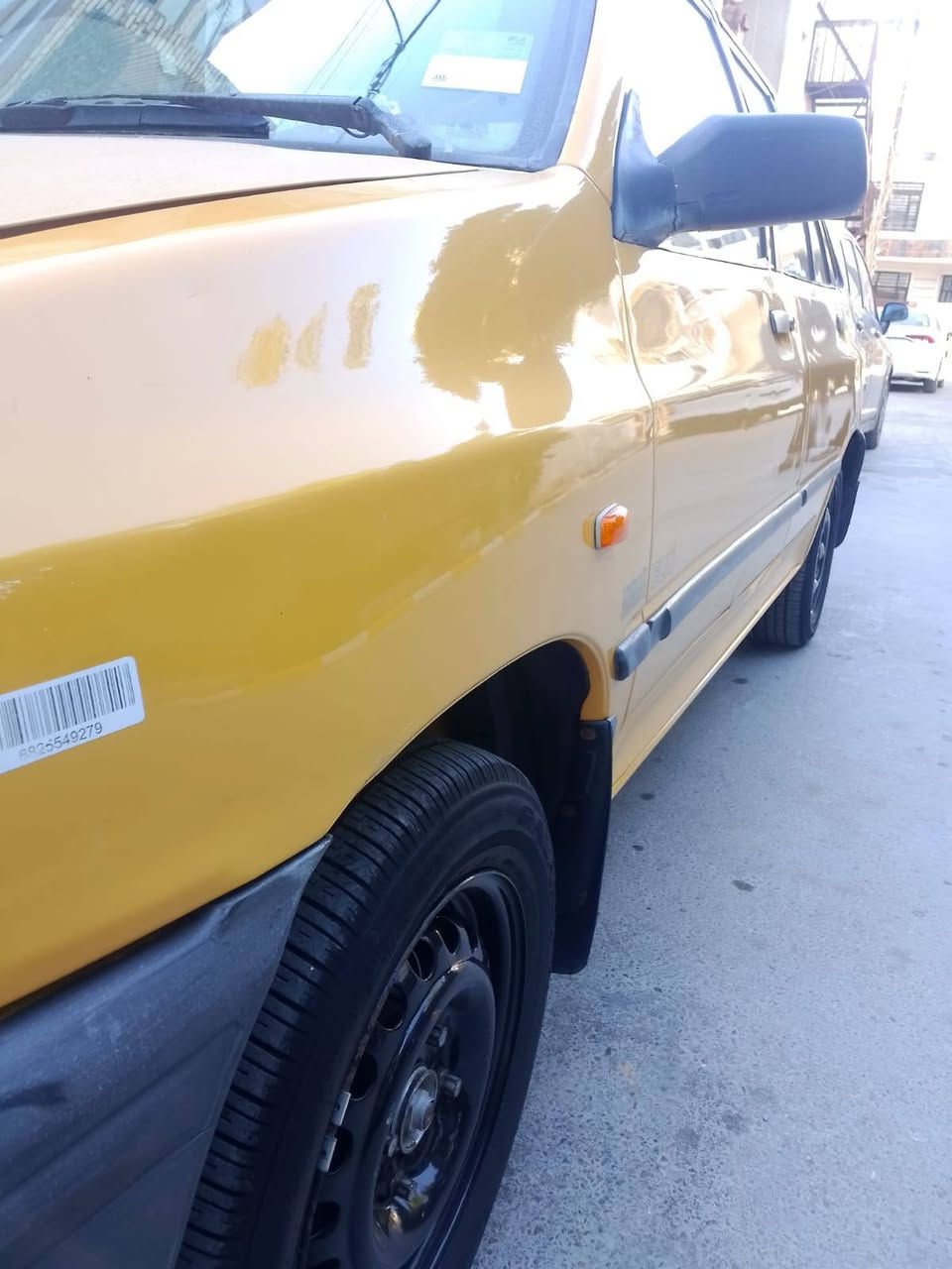 السلام عليكم سايبا لبيع موديل 2011 سياره  جديده مامعمره حته دواير بعدهن على شركه مكفوله من صبغ وتبديل مصفره هيئه او غرامه رقم انكليزي  تخم تاير او باتري جديد مكينه بل كارتونه بعده تبريد تدفئه شغاله سياره وضع شركه  سعر 39 ورقه او بيه مجال بصيط ***********
