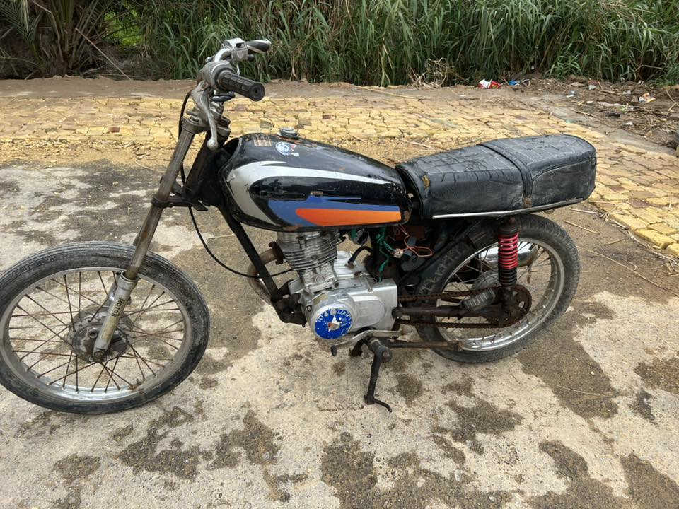 دراجه نامه جاهزه بدون سعر 325وبيها مجال رقمي***********
