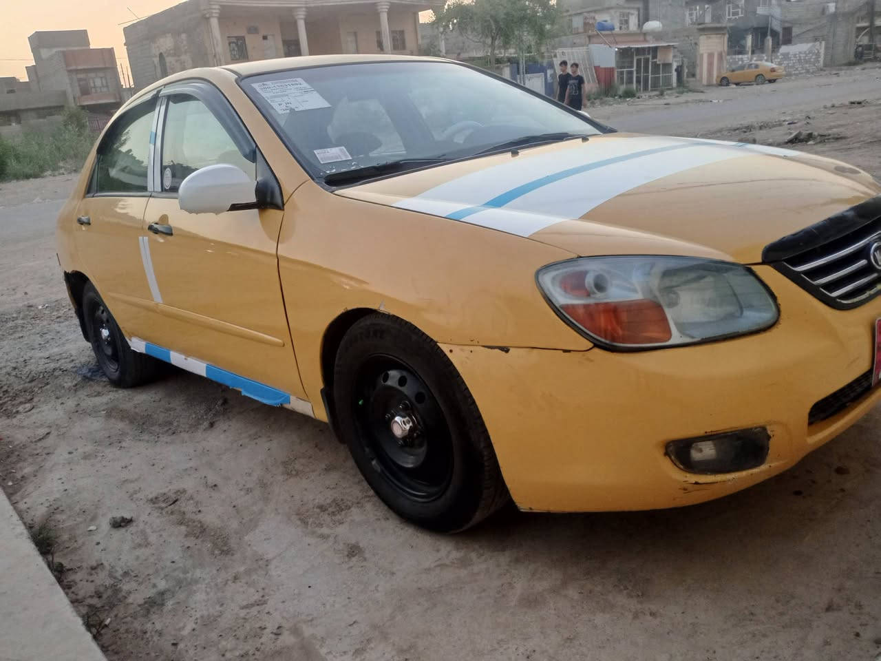 كيا سبكترا موديل 2008 مكينة وكير خير من الله رقم بغداد بسمي مكينة 2000 بجم كبس السيارة بيها تبديل بابين عكس السائق العنوان ديالى بعقوبة السعر 70 بيها مجال ***********
