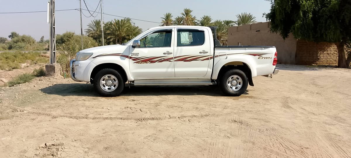 سلام عليكم فور ويل 2013 كير عادي رقم اربيل راعيها كردي محرك وكير جدد تبريد شغال حداديه جديده تخم تاير شاشه بلاتوث سونار كدامك لتكلي شبيها ذني جلخات بصيطات و الباقي كفاله  مكان النجف بيع او مراوس بسياره أقل منها اريد فرق السعر 205 وبيها مجال ‏‪***********‬‏
