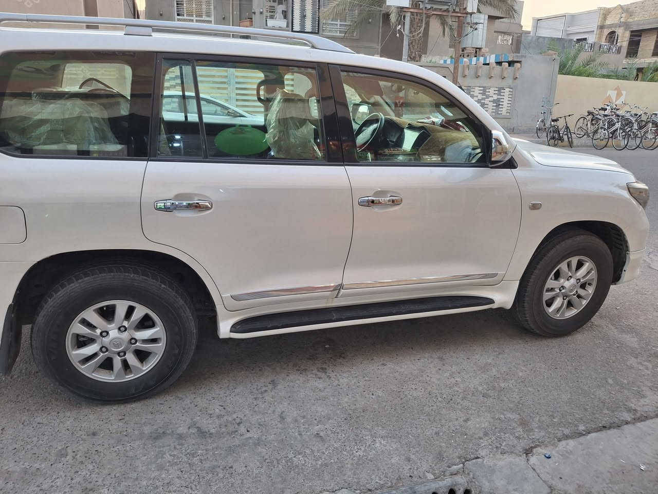 للبيع لاندكروز موديل ١١ ستينيه  رقم بصره دولي. تحويل وين ماتريد  سياره بدون صبغ  والسونار مرفق بالصور  محرك مفتوح  بس   شرط  لاتبخر   ولاتنقصى نضيف 
فول مواصفات  ستينيه 
السعر 300 
مكان السياره فلوجه  السياره باسمي 
***********
***********
