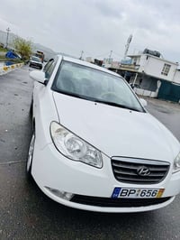 أفانتي 2010 • فتحة سقف • بلوتوث