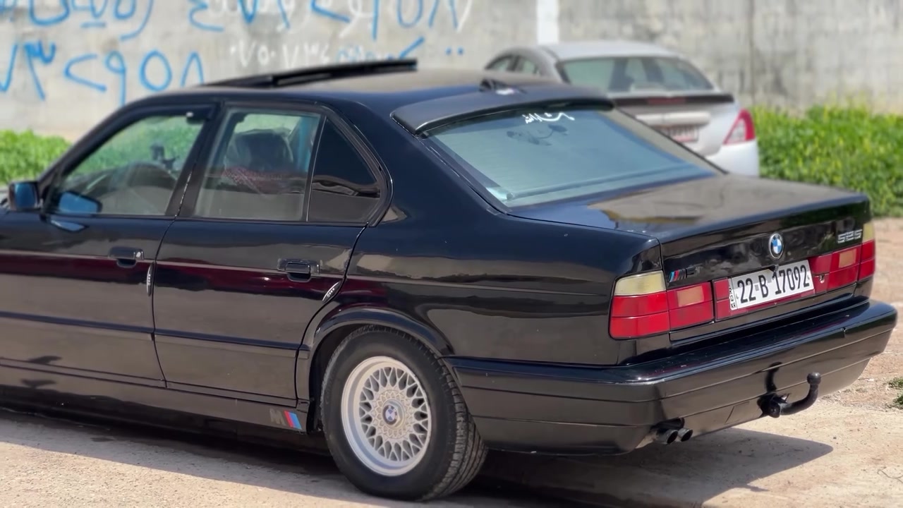 Bmw 1990)520i سمس گێڕ عادی بێ لێدران هیچی نییە عامە لۆ جوانی پێش گەورە سلاید ناو غورفەی لۆک لۆک کامل کرایتە 95تایە و ویلی مشەبەک لۆک تەبرید مەزبوت سارد و گەرم لە خاوێنیان هیچی لە خۆ نەهێشتوە ٤جام کارەبایی هەموو گیانی بەشەرت سەنەوی هەتا 2030نوێیە بە ناو کردن بە شەرت یەک  مشکیلەی نییە 
تب،لە هەولێرم بەس ئەگەر موشتەری نی تکایە بێزارمان مەکە تفاسیلیم هەموو نوسیە )سعری 60وەرەقە و مەجالەکی کەم )
ئەدمین♥️،


**إذا كنت صاحب هذا الإعلان وتريد حذفه لأي سبب، رجاءا أرسل رسالة إلى الدعم الفني**
