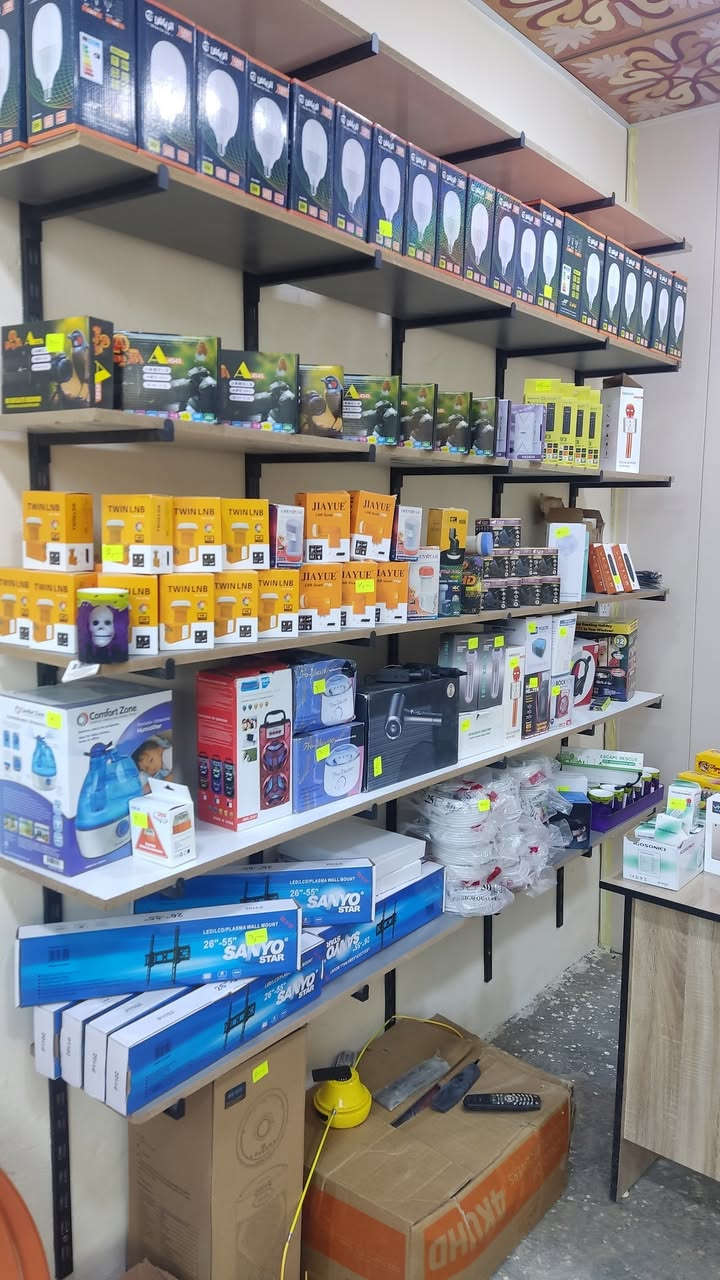 صيانة الزبيدي لتصليح الشاشة البلازمة وبيع الستلايتات وريمونتات وجميع الاجهزة الالكترونية
صيانة الزبيدي لتصليح الشاشة البلازمة وبيع الستلايتات وريمونتات وجميع الاجهزة الالكترونية 
العنوان شارع المحيط قرب افران بيت مرزة
للأستفسار اتصل:***********
