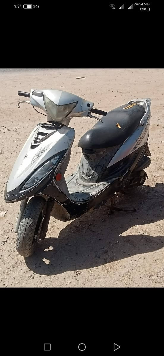 السلام عليكم للبيع شغالات كل نقص مابيهن لوحده 250 وبيهه مجال/المكان بلفضليه يم البانزين خانه /***********
