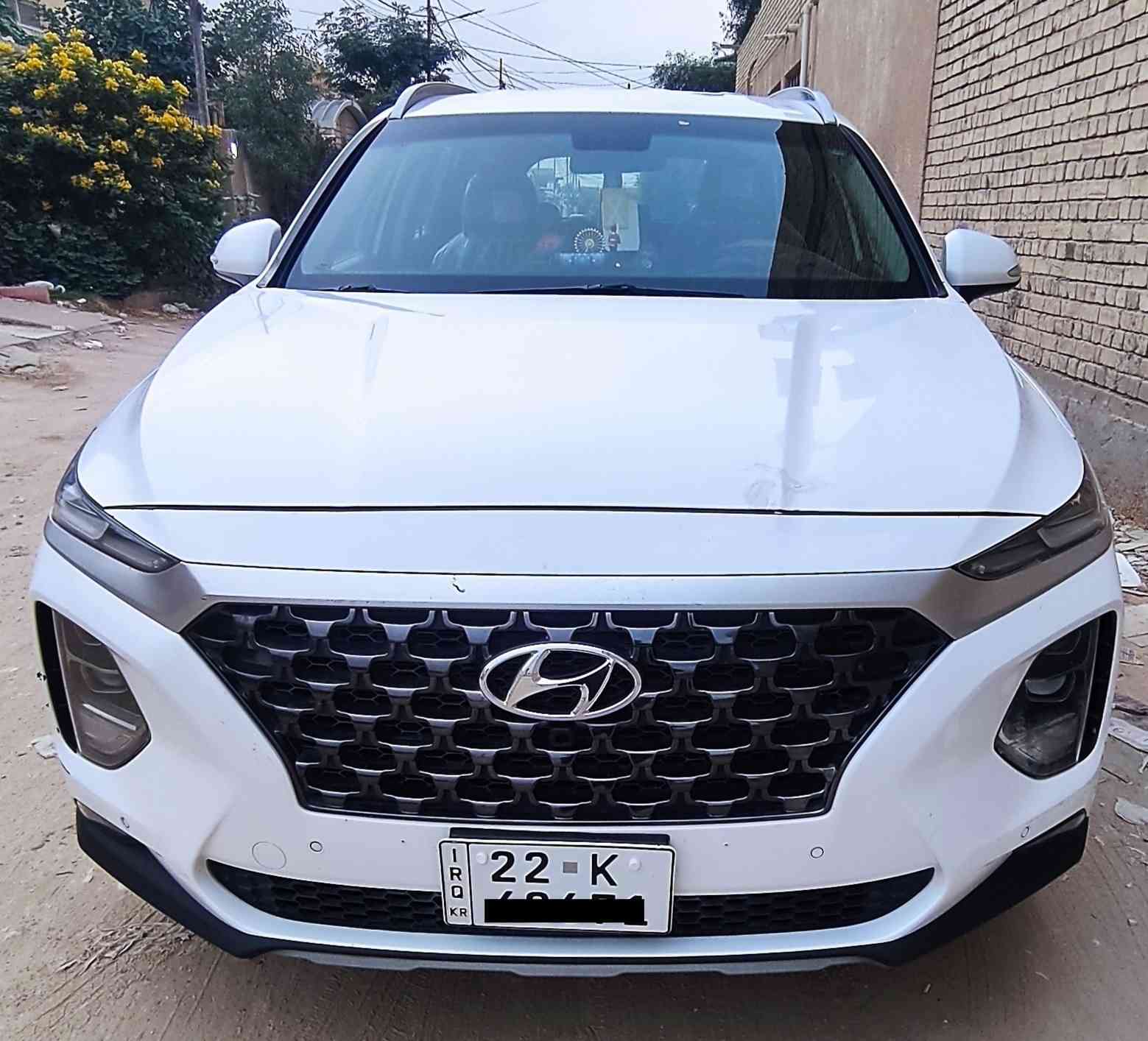 السلام عليكم سيارة سنتافي خليجي مديل 
رقم اربيل الدولي سنوية جديدة 2019 محرك دوش سبير مانازل تخم تاير جديد اشاير بالمراية وترحيب لد نهار حساسات أمامية وخلفية بصمه تشغيل ابواب لايت زنون كير محرك مكفولات حدادية 100/100 محرك 2400 دوش 
مكاني البصرة 
الاستفسار على هذا الرقم 
*********** البصرة, العراق
