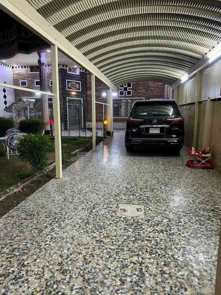 سلام عليكم 
دار للبيع طابو زراعي سند 25 في منطقة الدوانم مجاور الري مساحة الدار 500 م واجه 12 ونص  علمآ السند بسمي 
يرهم مراوس مع دار مساحه 100 م او اقل في السيديه 
يحتوي الدار غرفتين وصاله كبيره وهول كبير ومطبخ حار وبارد 
***********
