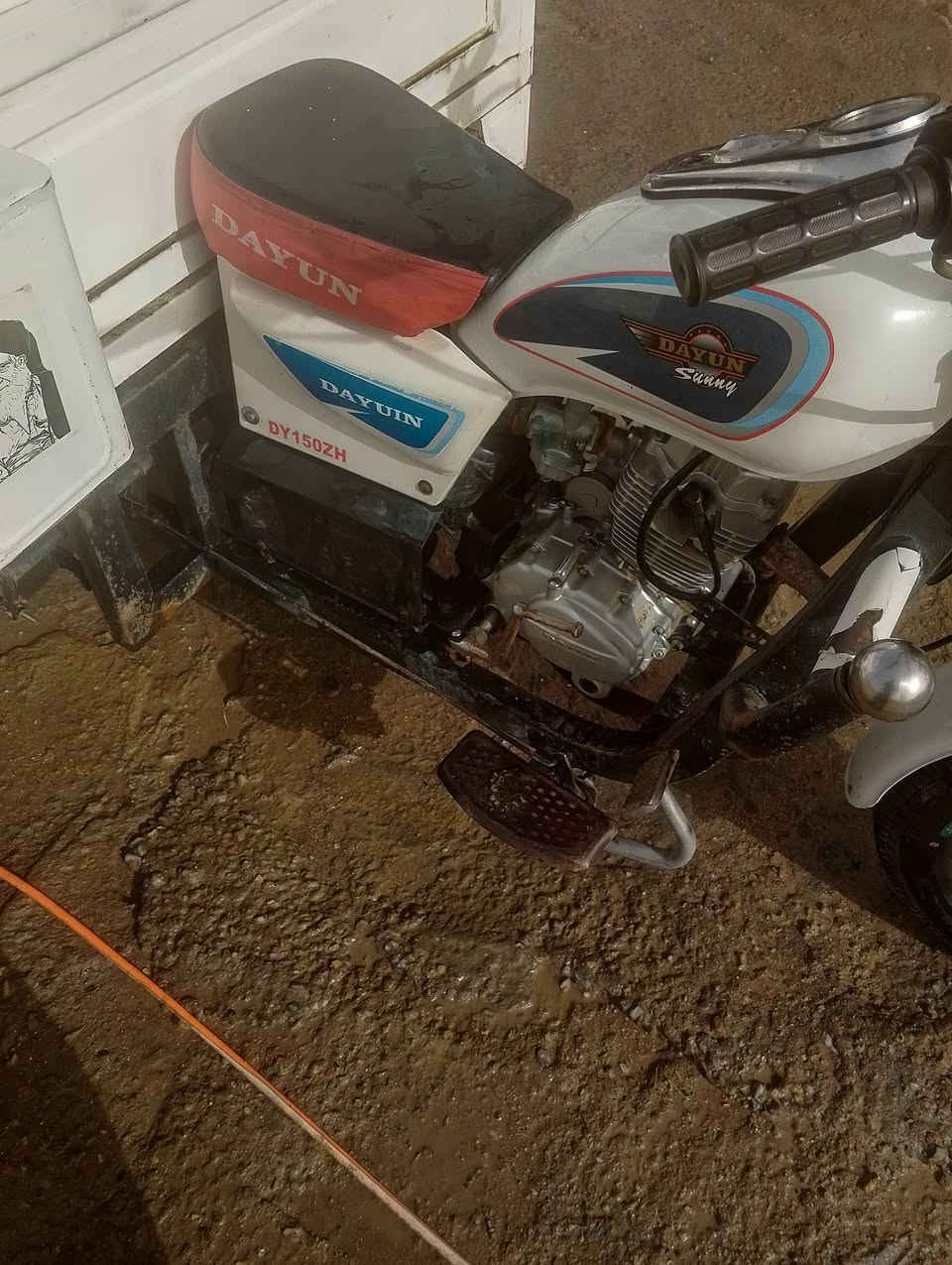 سلام عليكم ستوته موديل 18بدي 20مكينه جديده  25تعميره 25 اوراق سعر 2250وبيه مجال مكاني سوق الشيوخ بل فضليه رقم تلفوني ***********
