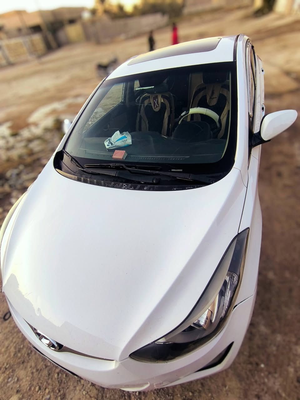 2016فول موصفات استيراد خاص بصمه فتحه ماشيه 190سياره رقم بغداد
مكينه 1800✈️.
صدر✅
تايرات✅
تبريد✅
تتفئه✅
سياره جديده مكان بابل طهمازيه. 
***********ابو علي
السعر130وبيه مجال مجال.
